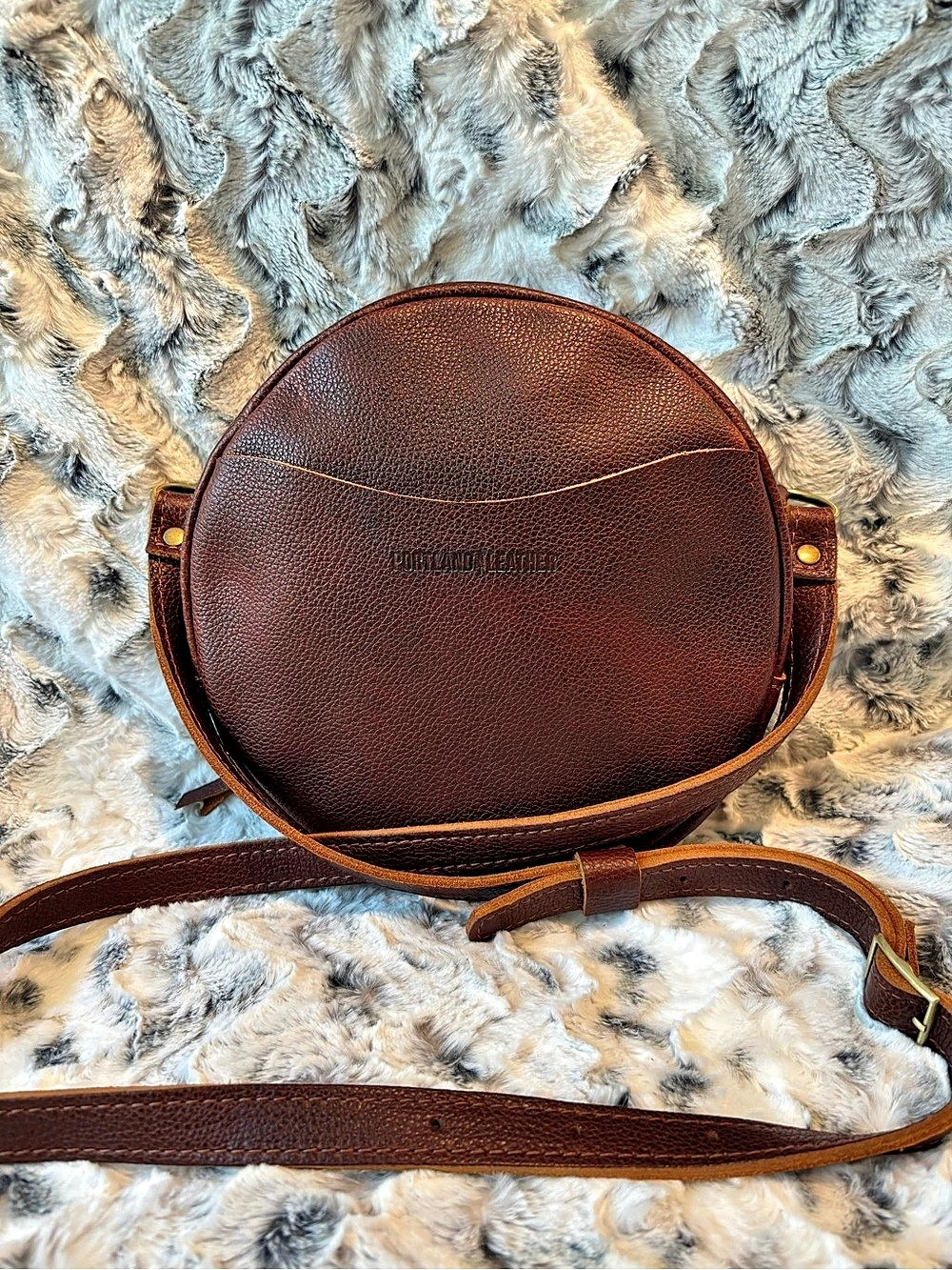 NWOT-  Portland Leather Goods Circle Crossbody Bag- Large -Nutmeg